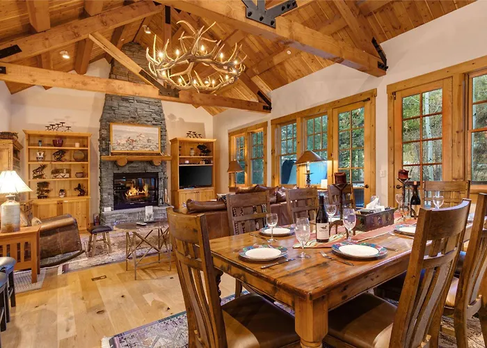 Holiday home Abode At The Homestead