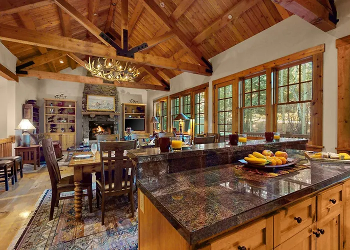 Holiday home Abode At The Homestead *