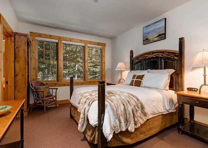 Abode At The Homestead *